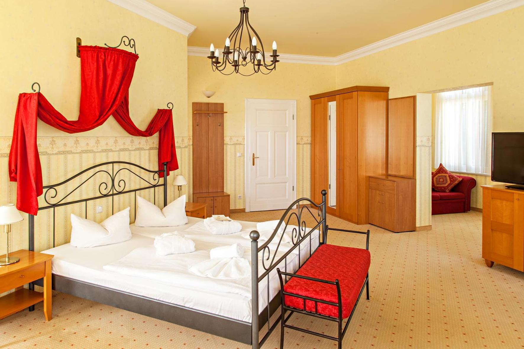 Ostseehotel Villen Im Park - Ein Rovell Hotel Heringsdorf  Esterno foto
