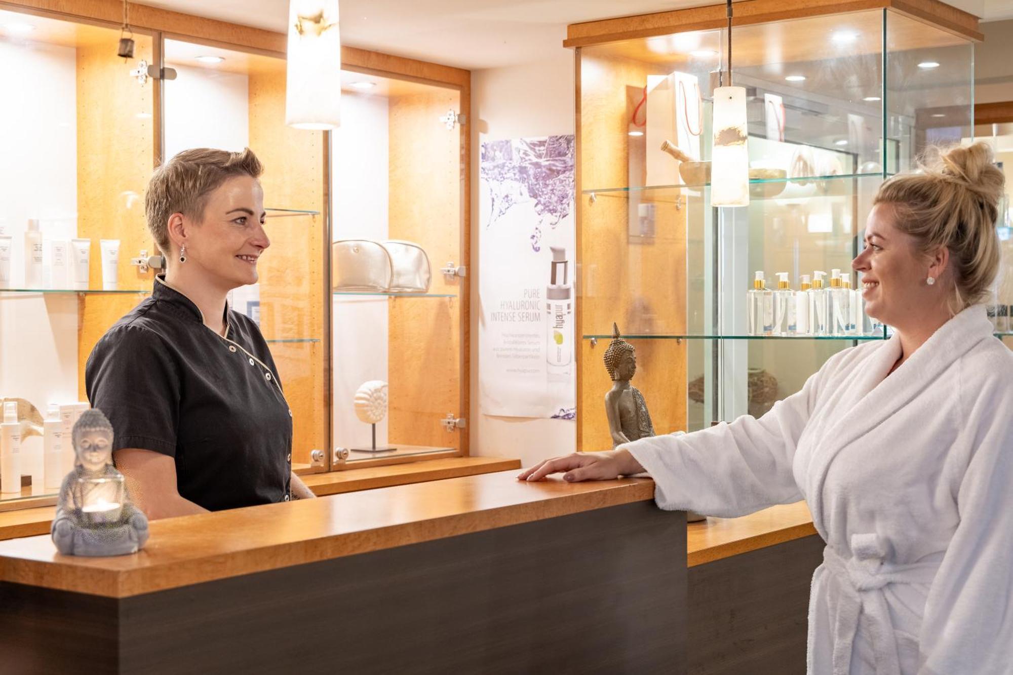 Ostseehotel Villen Im Park - Ein Rovell Hotel Heringsdorf  Esterno foto