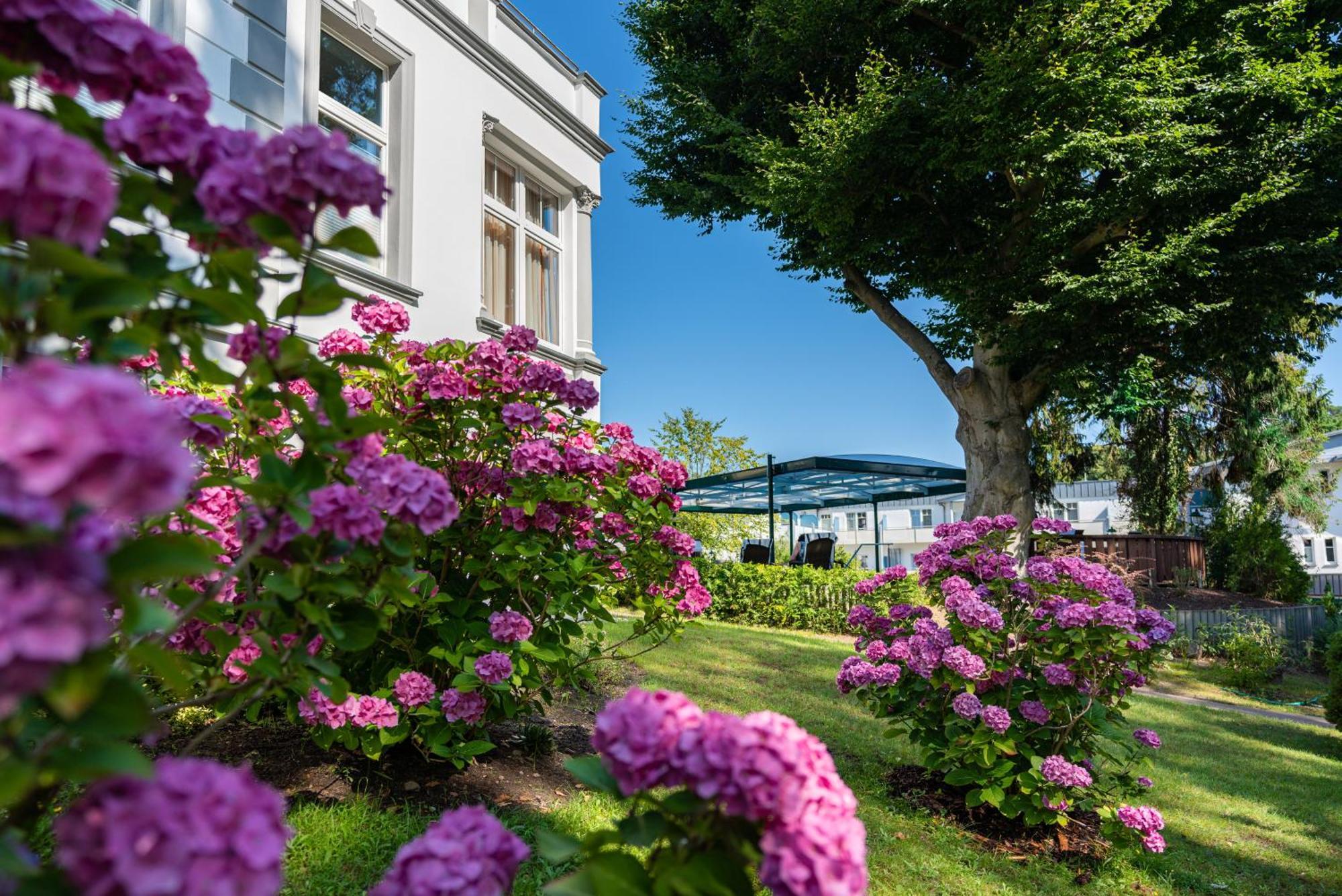 Ostseehotel Villen Im Park - Ein Rovell Hotel Heringsdorf  Esterno foto